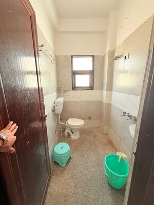 Bathroom in 1 BHK Builder Floor at Saket – for Rent