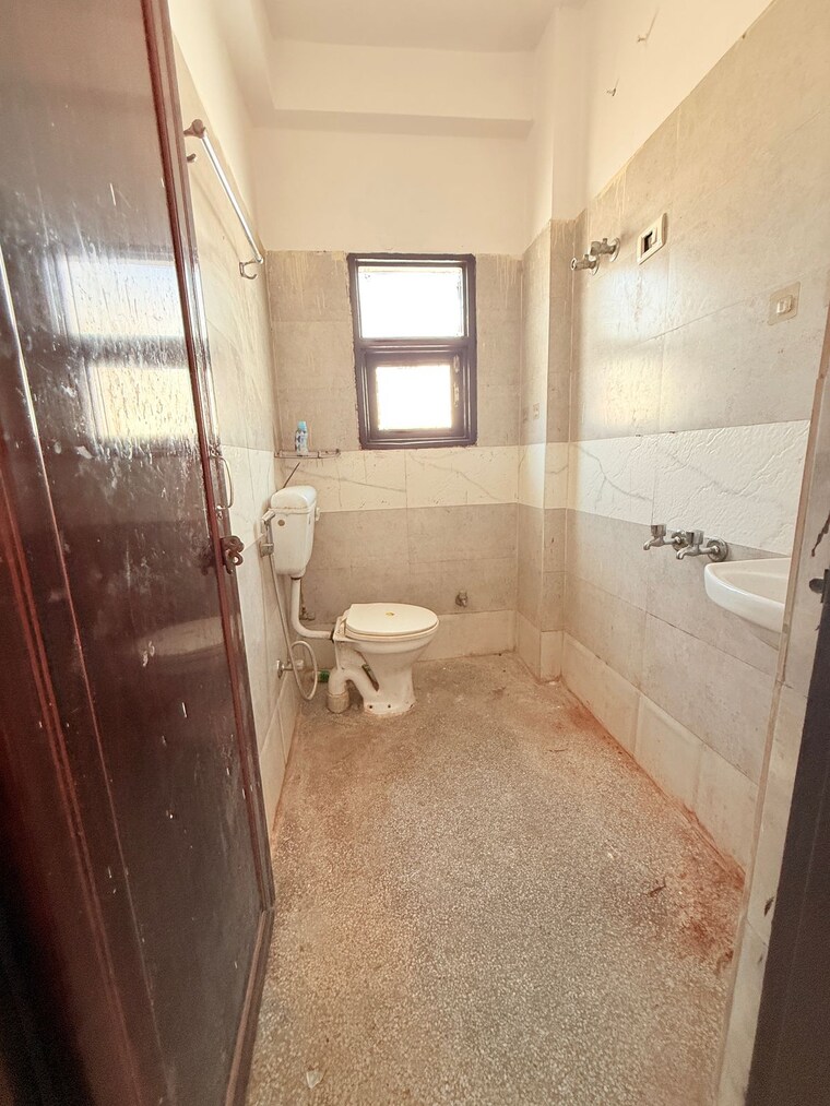 Bathroom, saket 1 Bedroom 650 Sq.Ft. Builder Floor In Saket Delhi 9347179