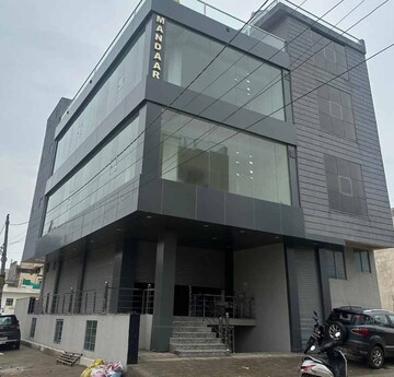  Showroom For Rent in Mansarovar Extension