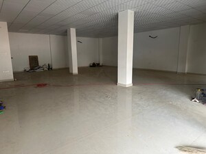 Room in  Showroom at Mansarovar Extension – for Rent