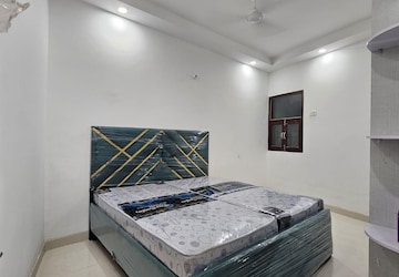 Bedroom in 1 BHK Builder Floor at Saket – for Rent
