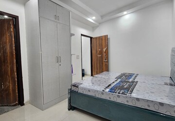 Bedroom in 1 BHK Builder Floor at Saket – for Rent