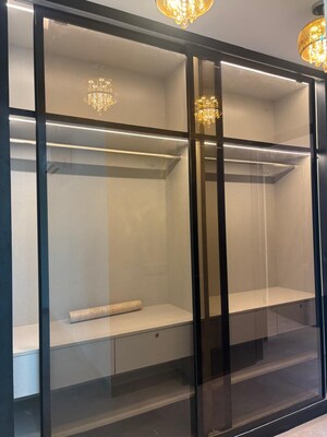 Furnished Amenities in 4 BHK Builder Floor at Emaar Marbella, Sector 66 – for Rent