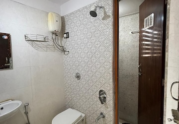 Bathroom in 1 BHK Apartment at Sanpada – for Sale