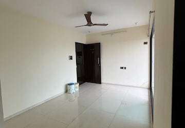 Room in 2 BHK Apartment at Sector 6 Sanpada – for Sale