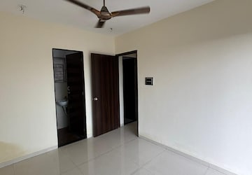 Room in 2 BHK Apartment at Sector 6 Sanpada – for Sale