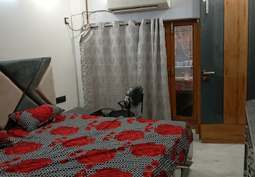 Bedroom in 1 BHK Builder Floor at Kalkaji – for Rent