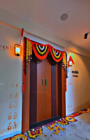 Bedroom in 3 BHK Apartment at New Manish Nagar – for Rent