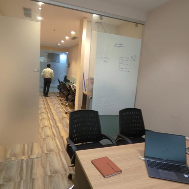 Team Area, alphathum Commercial Office Space 570 Sq.Ft. In Sector 90 Noida 9347221