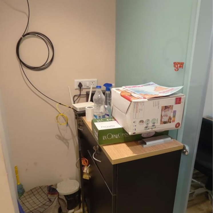 Team Area, alphathum Commercial Office Space 570 Sq.Ft. In Sector 90 Noida 9347221