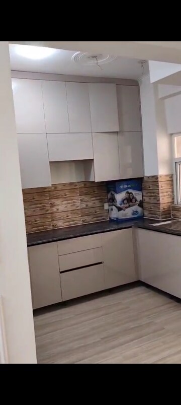 Kitchen in 2.5 BHK Apartment at Amrapali Terrace Homes, Tech Zone 4 Greater Noida – for Rent