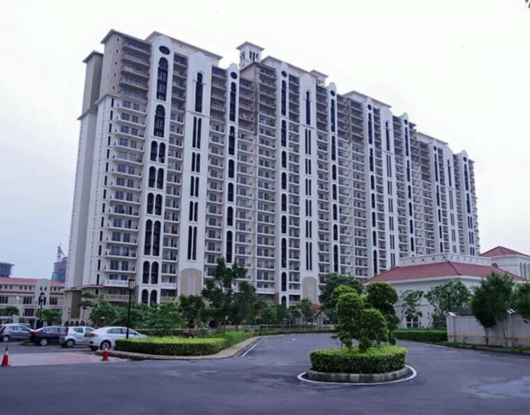 Exterior View, dlf-new-town-heights-town-houses 2.5 Bedroom 1610 Sq.Ft. Apartment In Sector 86 Gurgaon 9347236