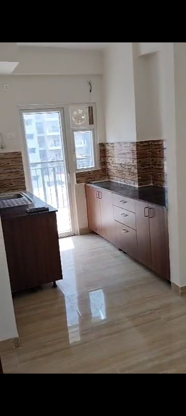 Kitchen, amrapali-terrace-homes 3 Bedroom 1185 Sq.Ft. Apartment In Tech Zone 4 Greater Noida Greater Noida 9347242