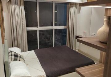 2 BHK Apartment For Sale in Paranjape Aspire, Andheri West