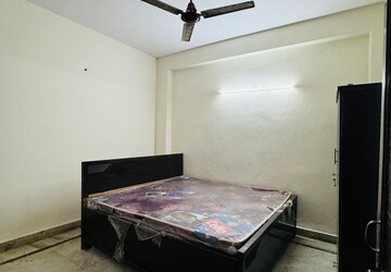 Bedroom in 2 BHK Builder Floor at Ignou Road – for Rent