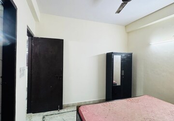 2 BHK Builder Floor For Rent in Ignou Road