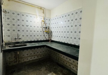 Room in 2 BHK Builder Floor at Ignou Road – for Rent