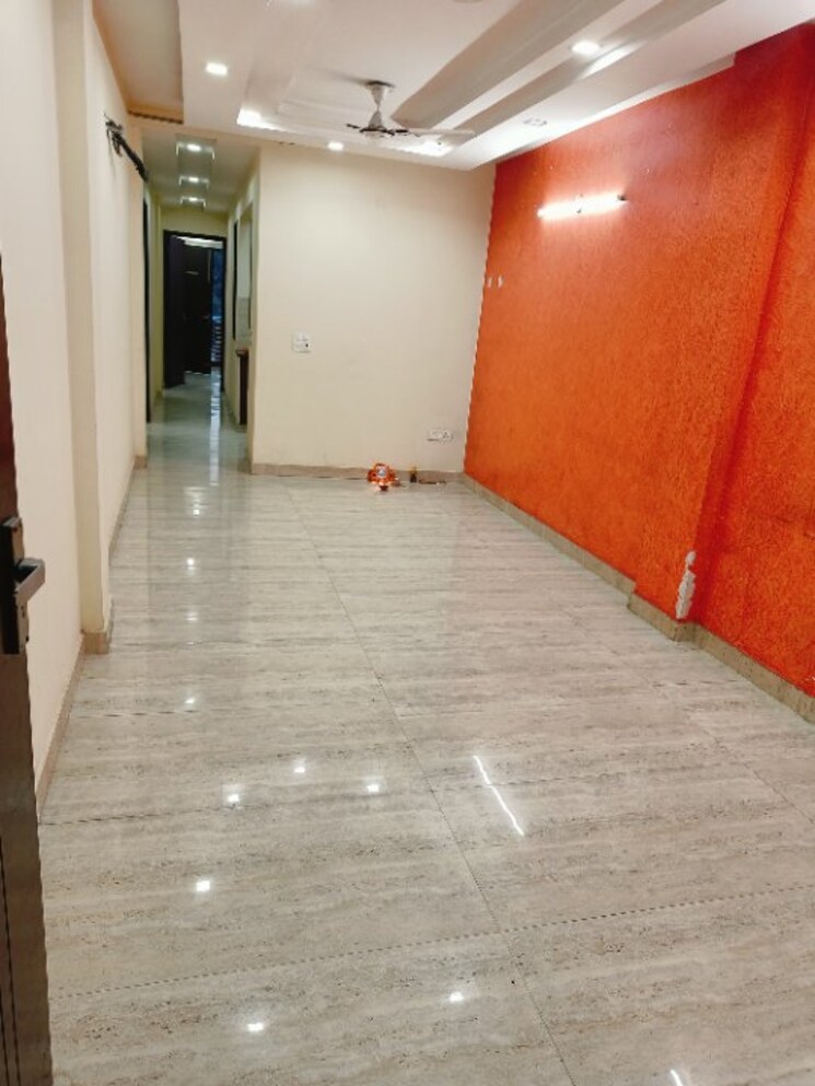 Room, govindpuri 3 Bedroom 1000 Sq.Ft. Builder Floor In Govindpuri Delhi 9347248