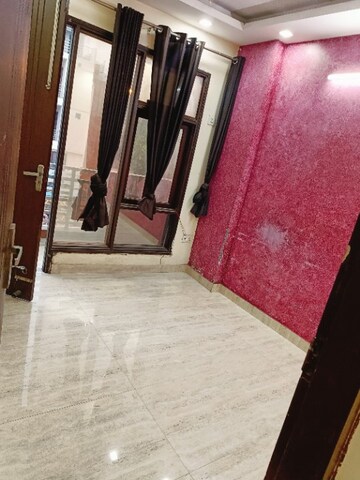 Room in 3 BHK Builder Floor at Govindpuri – for Sale
