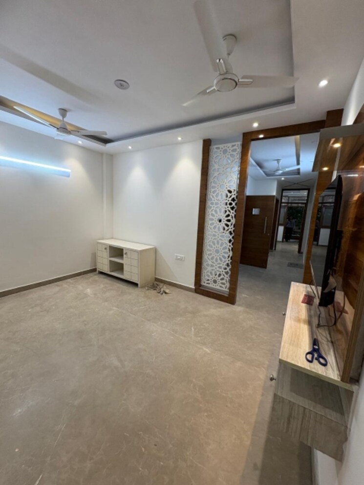 Living Room, kalkaji 2 Bedroom 1000 Sq.Ft. Builder Floor In Kalkaji Delhi 9347311