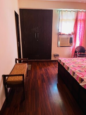 1 RK Apartment For Rent in Omicron I Greater Noida