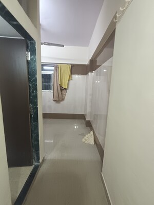 1 RK Apartment For Rent in Bindra Complex, Andheri East