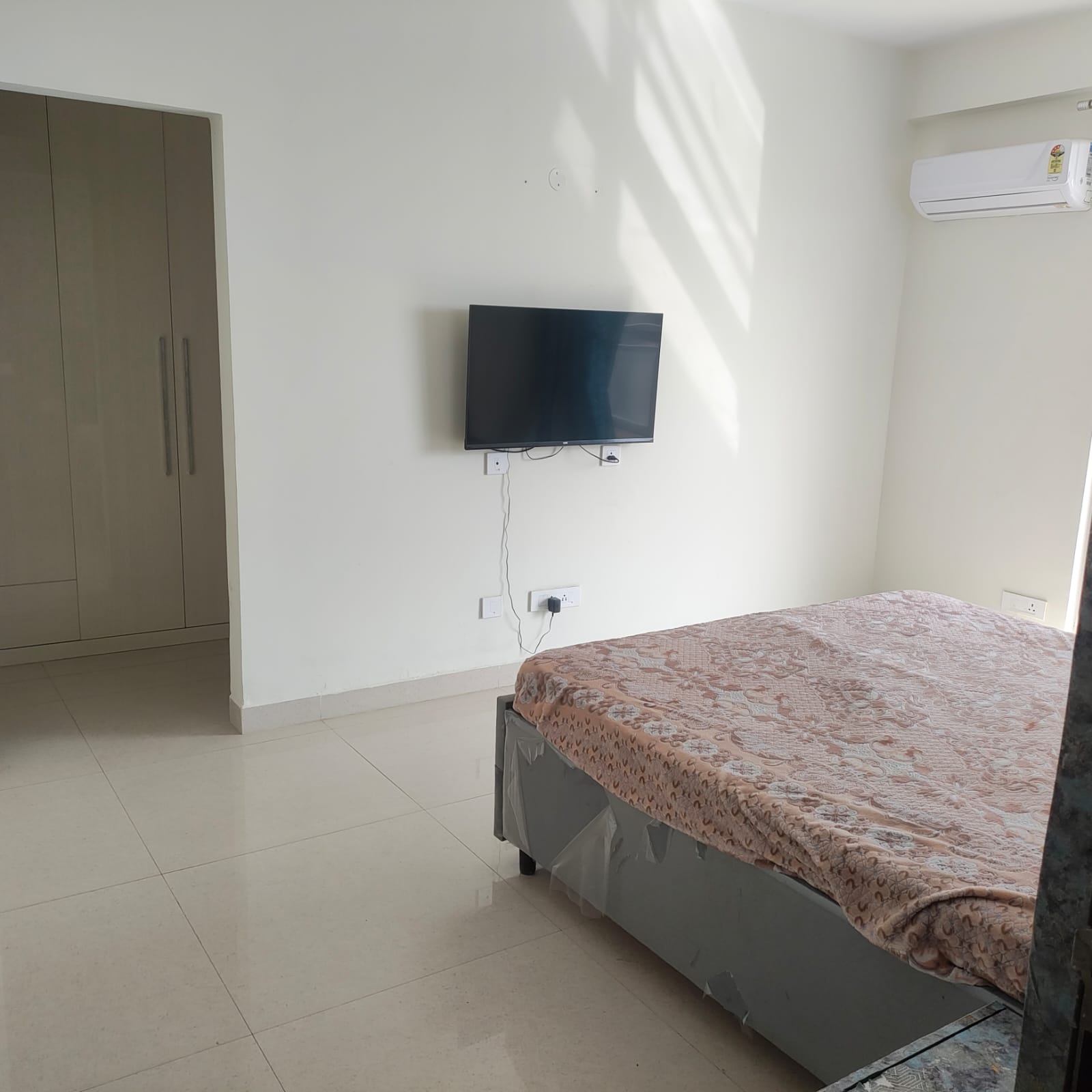 3 BHK + Pooja Room Apartment For Rent in Maya Green Lotus Utsav