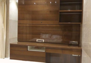 Furnished Amenities in 3 BHK Apartment at Krishna Niwas Girgaon, Opera House – for Sale