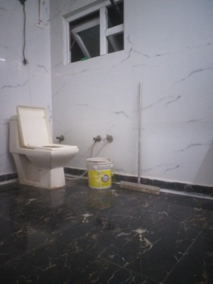 Bathroom, east patel nagar Commercial Office Space 1780 Sq.Ft. In East Patel Nagar Delhi 9347335