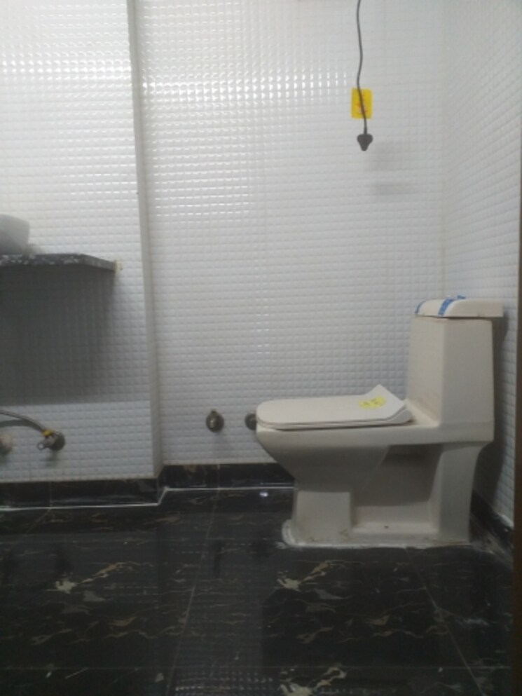 Bathroom, east patel nagar Commercial Office Space 1780 Sq.Ft. In East Patel Nagar Delhi 9347335
