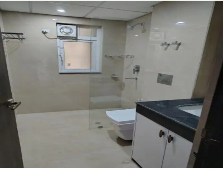 Attached Bathroom, rishita-manhattan 3.5 Bedroom 2000 Sq.Ft. Apartment In Gomti Nagar Lucknow 9347332
