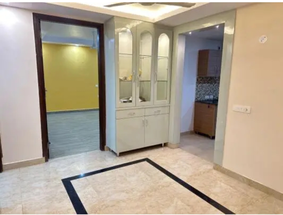 3 BHK Apartment For Rent in MI Rustle Court