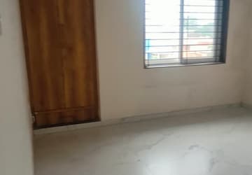 Room in 2 BHK Independent House at Uppadhyay Nagar – for Rent