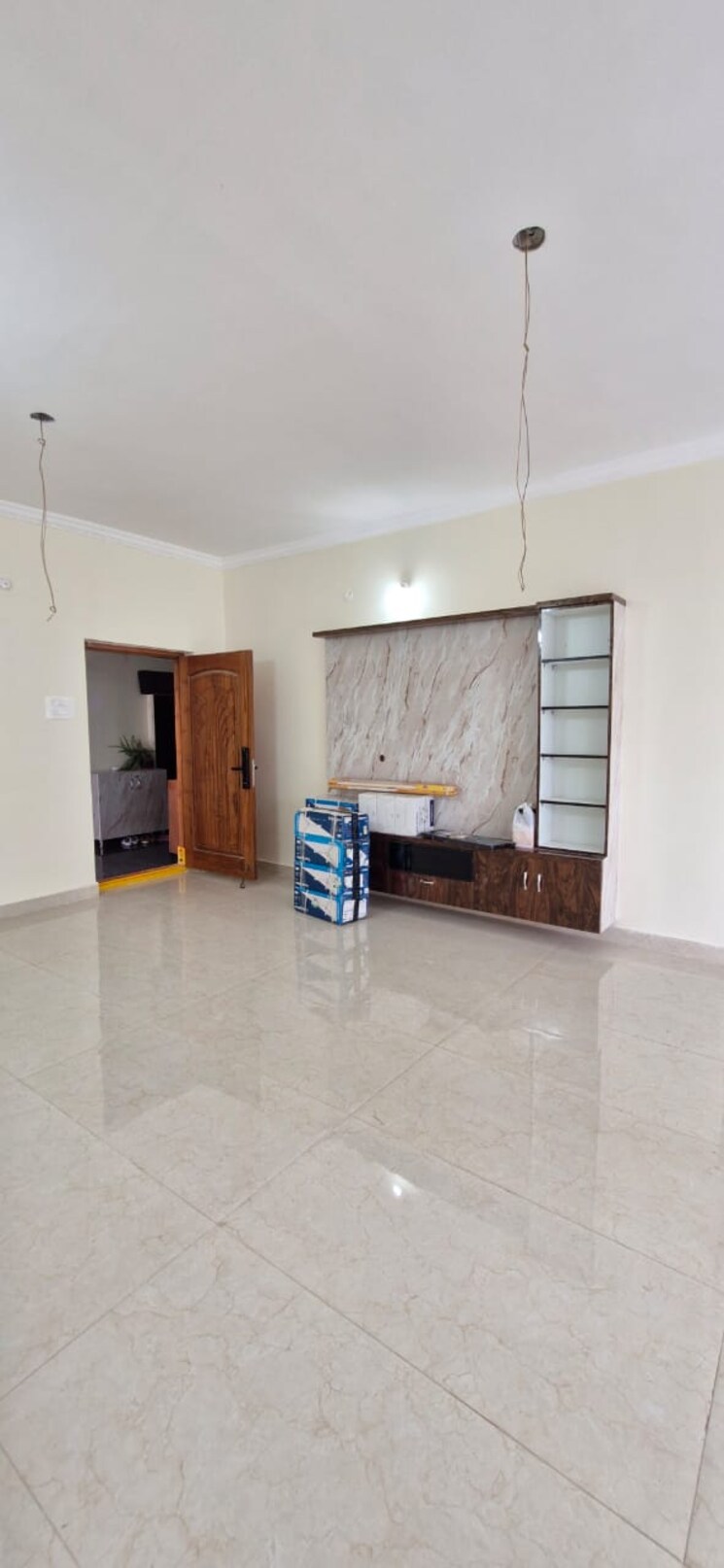 Room, kondapur 3 Bedroom 2000 Sq.Ft. Builder Floor In Kondapur Hyderabad 9347346