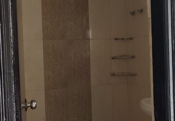 Attached Bathroom in 2.5 BHK Independent House at Sector 55 – for Rent