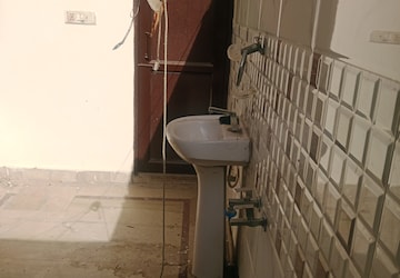 Bathroom in 2 BHK Builder Floor at Sector 13 – for Rent