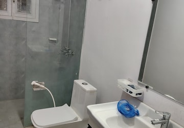 Attached Bathroom in 3.5 BHK Independent House at Sector 56 – for Rent