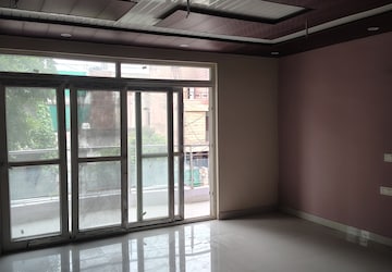 Master Bedroom in 3.5 BHK Independent House at Sector 56 – for Rent