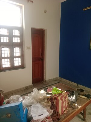Living Room in 2.5 BHK Builder Floor at Sector 13 – for Rent