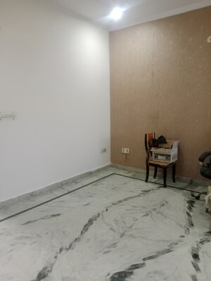 2.5 BHK Builder Floor For Rent in Sector 13