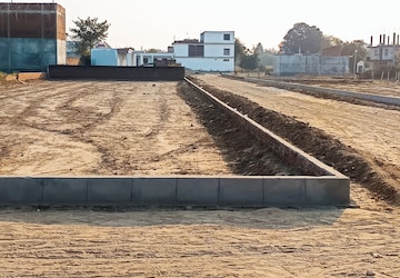 Plot For Sale in Faizabad Road
