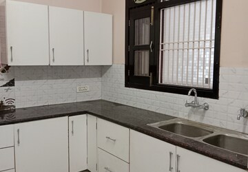 Kitchen in 3 BHK Builder Floor at Sector 18 – for Rent