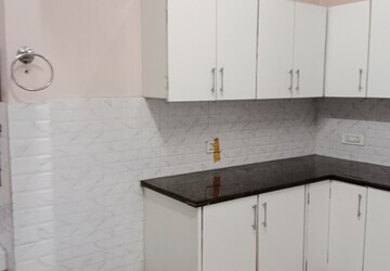 Kitchen in 3 BHK Builder Floor at Sector 18 – for Rent
