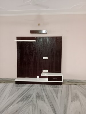 Bedroom in 3 BHK Builder Floor at Sector 18 – for Rent
