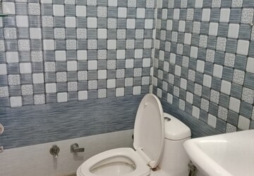 Bathroom in 3 BHK Builder Floor at Sector 18 – for Rent