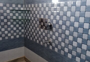 Bathroom in 3 BHK Builder Floor at Sector 18 – for Rent