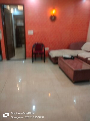 Living Room in 3 BHK Builder Floor at Sector 30 – for Rent