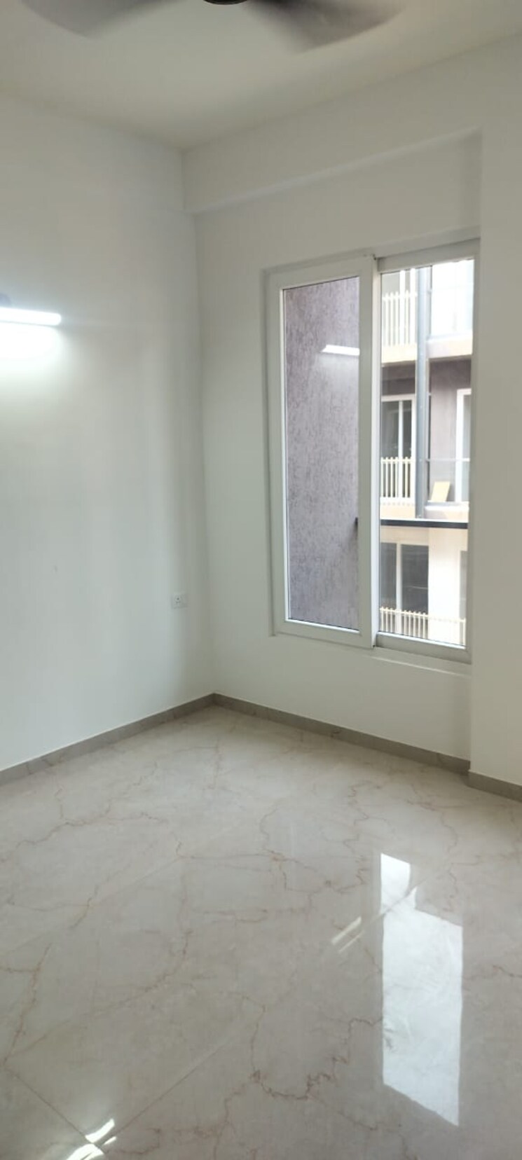 Room, unitech-south-city-ii 3 Bedroom 1600 Sq.Ft. Builder Floor In Sector 50 Gurgaon 9347420