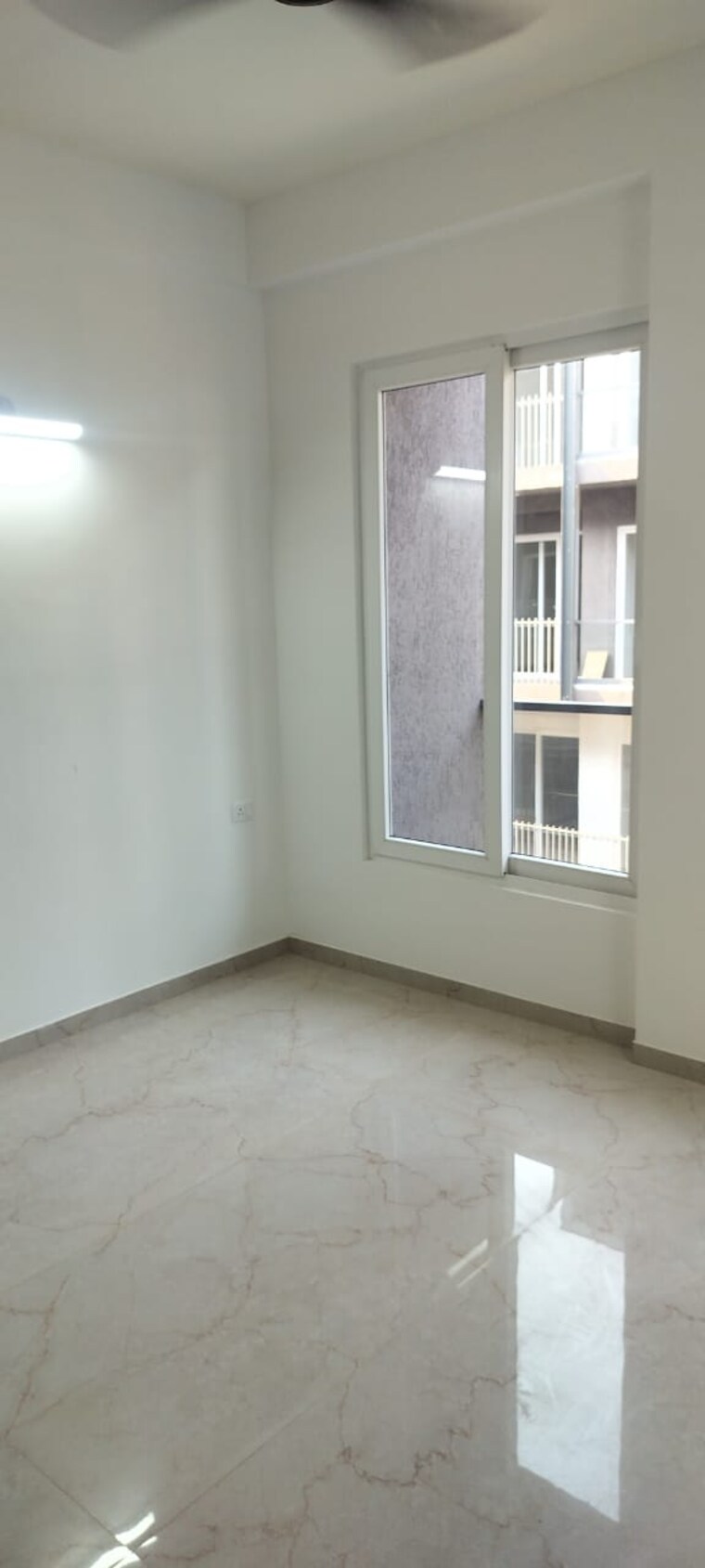 Room, unitech-south-city-ii 3 Bedroom 1600 Sq.Ft. Builder Floor In Sector 50 Gurgaon 9347420