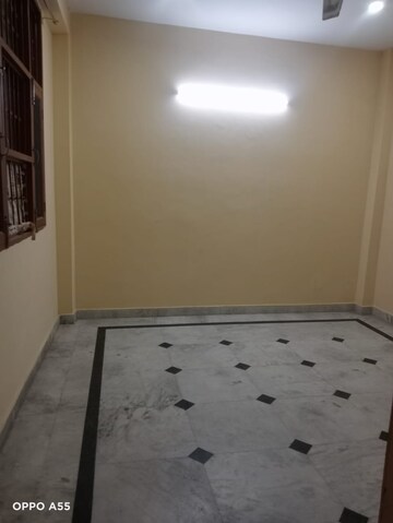 Room in 2 BHK Builder Floor at Sector 15 – for Rent